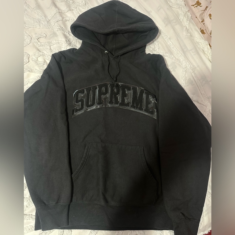SUPREME black hoodie large